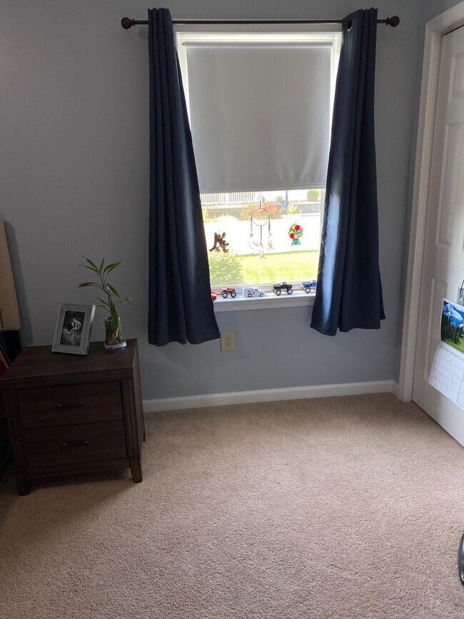 Building Photo - 30 Millbrook Court