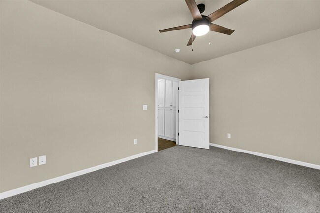 Building Photo - 2608 SW 68th St
