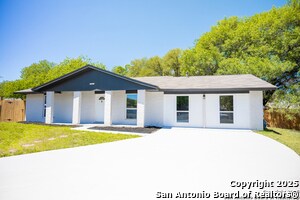 Primary Photo - 12310 Valley Forge Cir