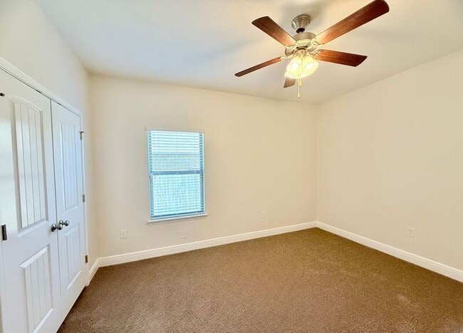 Building Photo - 4761 Dupont Cir