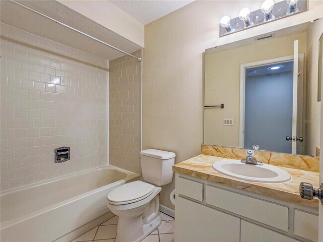 Building Photo - 5160 Marsh Field Ln