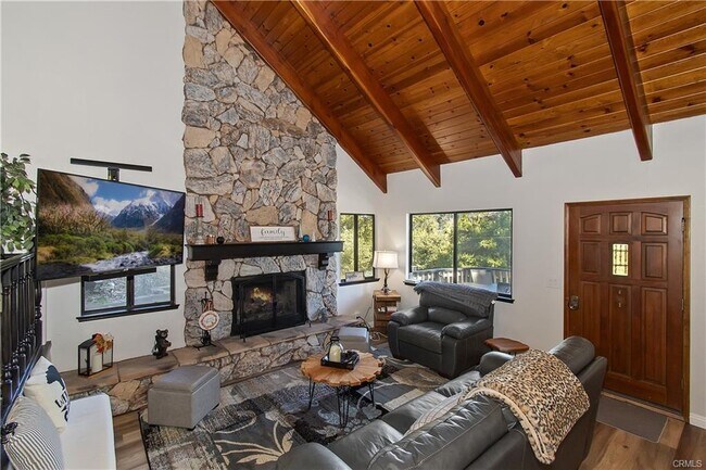 Building Photo - 198 Zermatt Dr