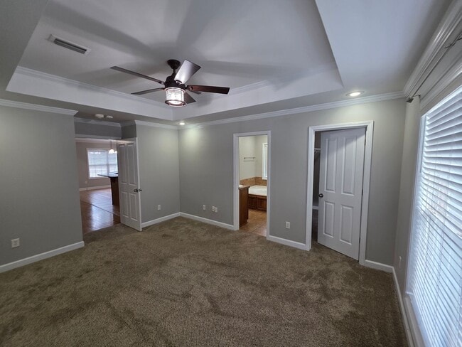 Building Photo - 107 Camellia Dr