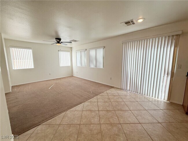 Building Photo - 5249 W Palm Pinnacle Ave