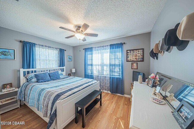 Building Photo - 25 Laughing Gull Ln