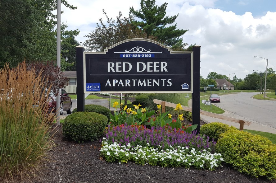 Red Deer Apartments - Red Deer