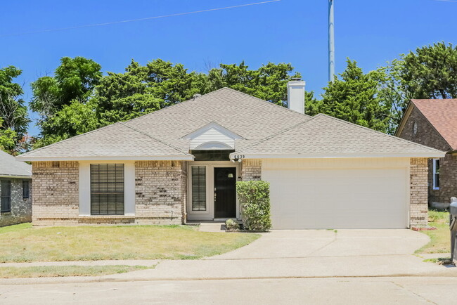 Primary Photo - 6639 Mountain Cedar Ln