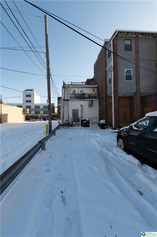 Building Photo - 1015 Hamilton St