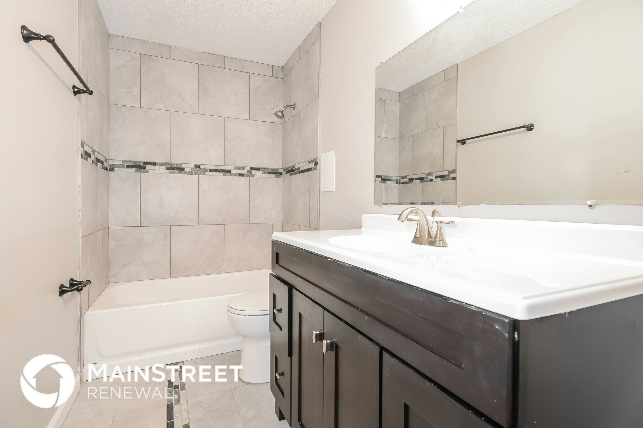 Building Photo - 17 Elwood Ct