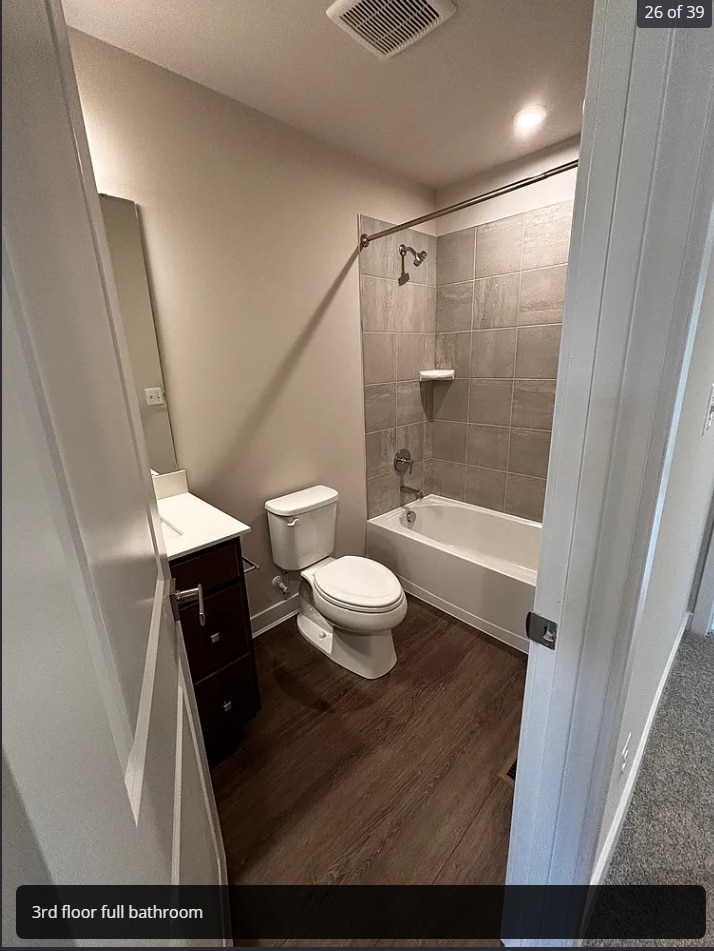 Building Photo - 1815 Bergerac Ct
