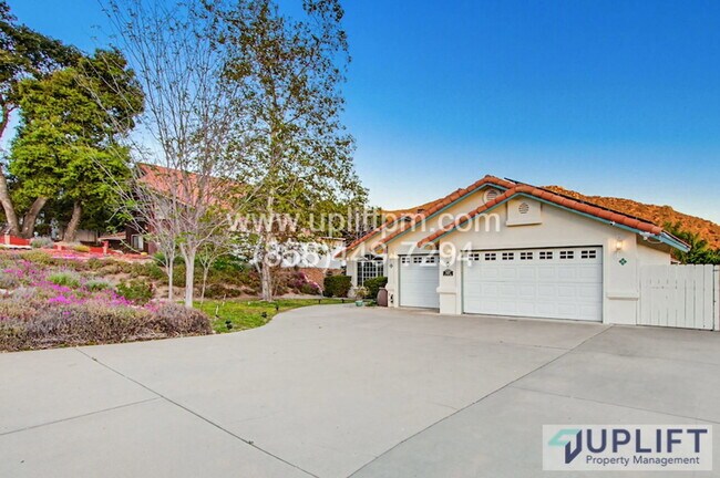 Building Photo - 24427 Del Amo Rd