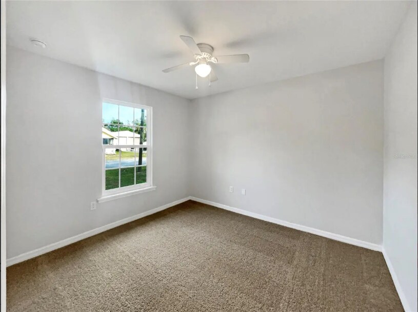 Building Photo - 1304 E Carolina Ave