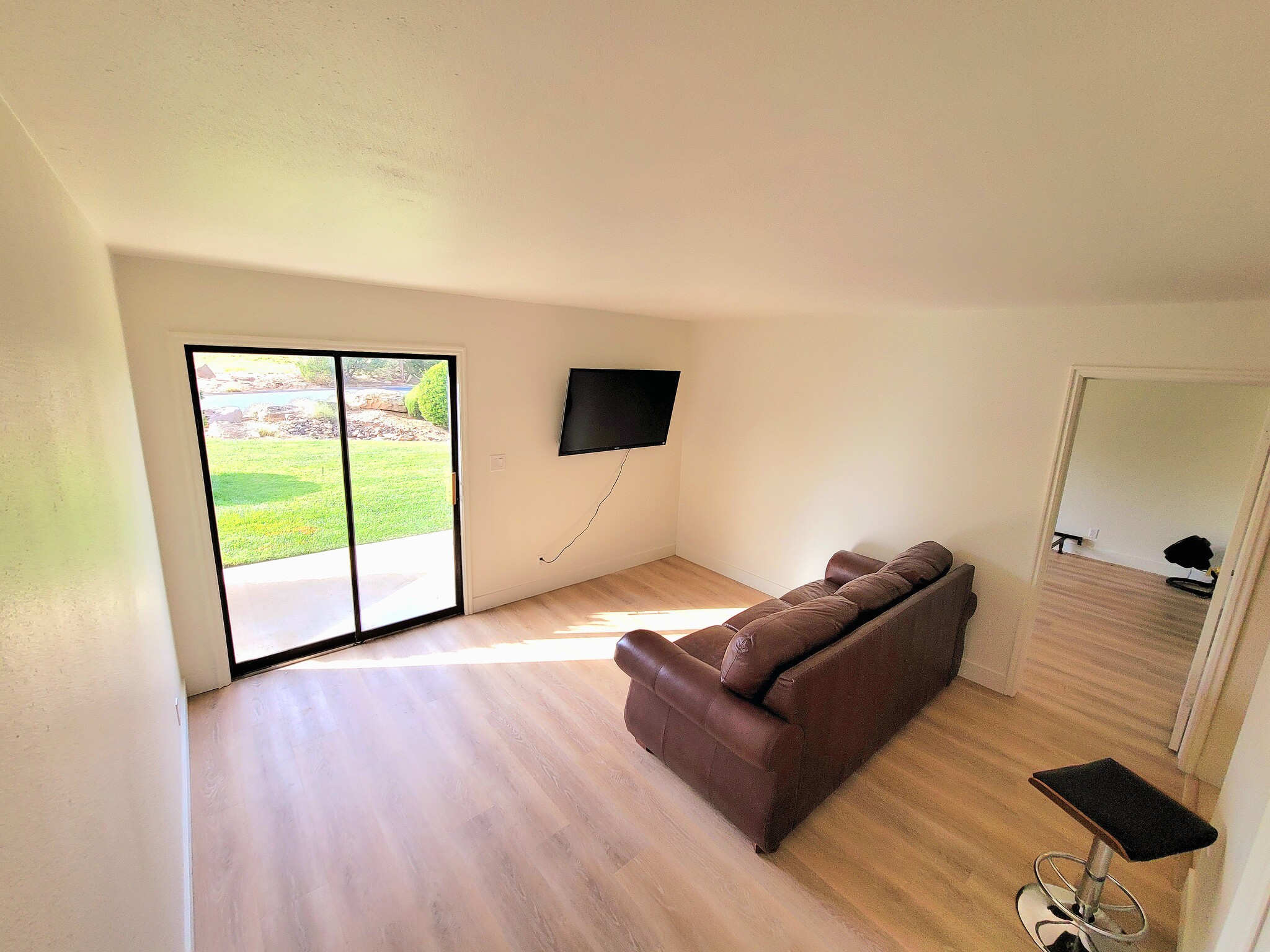 Building Photo - 300 W 2025 S