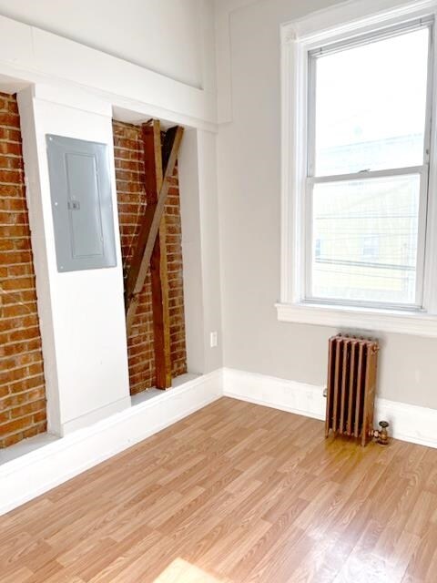 Building Photo - 404 67th St