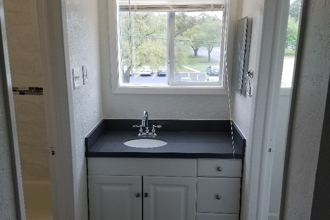 Upgraded restroom - Park Place Apartments