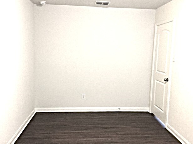 Building Photo - 7543 Bowdre