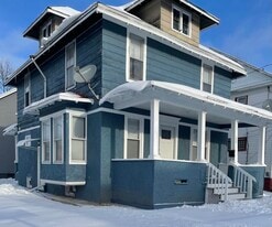 Building Photo - 1934 Butterfield Ave