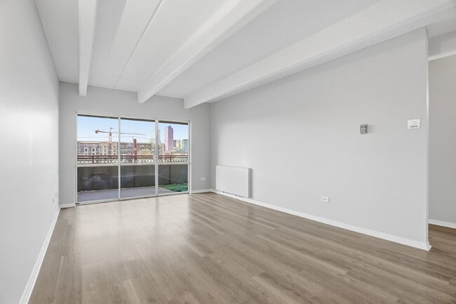 Building Photo - $1,545.94 - 1 Bed, 1 Bath Condo in the Heart of Denver!