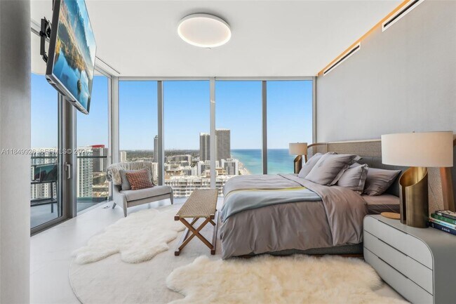 Building Photo - 2000 S Ocean Dr