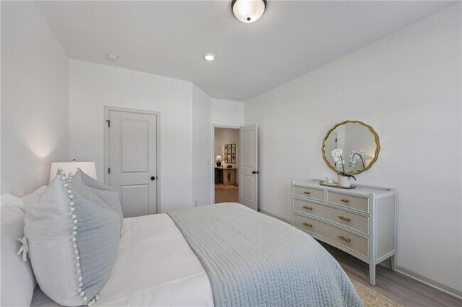 Building Photo - 180 Hensley Pk Ln