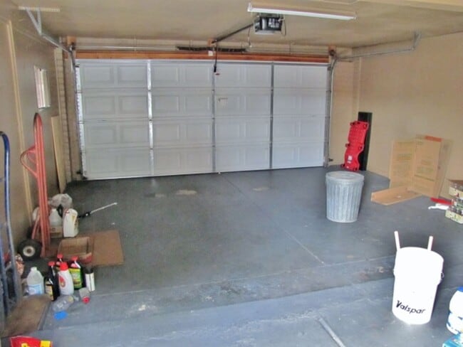 Building Photo - 4BR/2BA/2CG 1416 sq.ft. with storage shed in Sierra Vista, AZ
