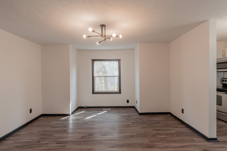 Building Photo - 2901 R St