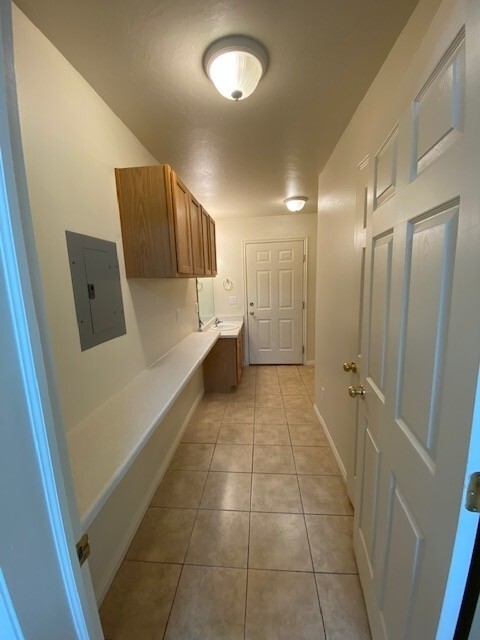 Building Photo - 961 N 100 W