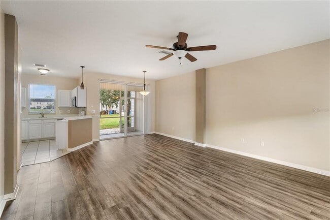 Building Photo - 12429 Country White Cir