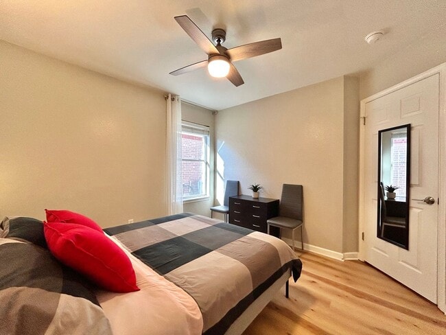 Building Photo - Cozy 3 Bed / 2 Bath Single-Story Home with Garage & Fenced Yard