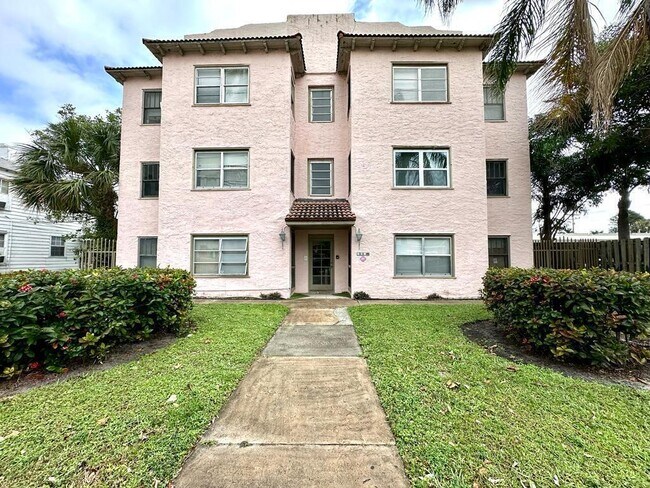 Primary Photo - 2010 Broward Ave