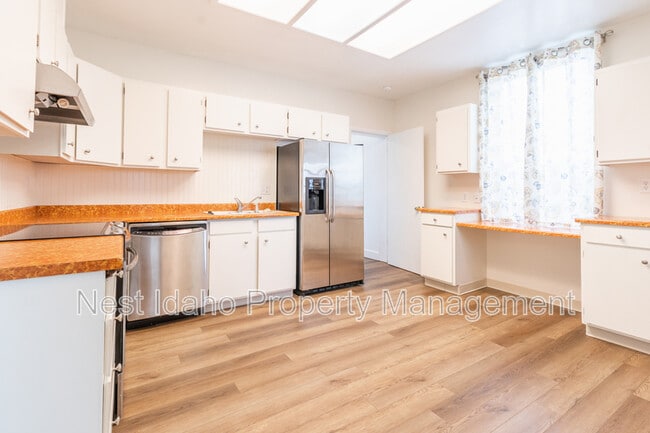 Building Photo - 1719 N 9th St