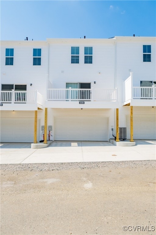 Building Photo - 15356 Oasis Sun Wy