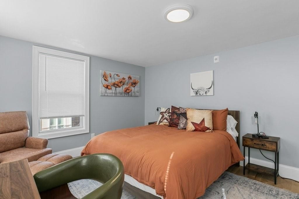 Building Photo - 382 Spring St