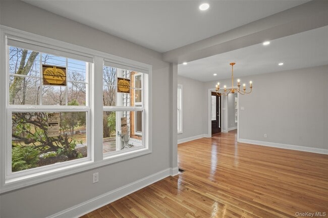 Building Photo - 790 Hardscrabble Rd