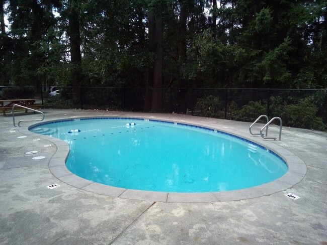 Building Photo - 2 Bed / 2 Bath Condo in Mountlake Terrace ...