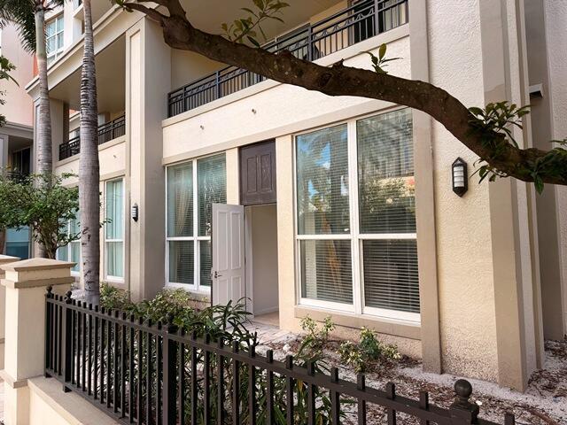 Building Photo - 550 Okeechobee Blvd