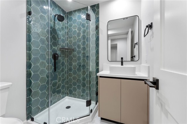 Building Photo - 709 2nd