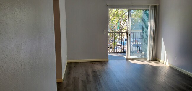 Building Photo - 1799 N Highland Ave