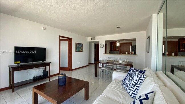 Building Photo - 401 Ocean Dr