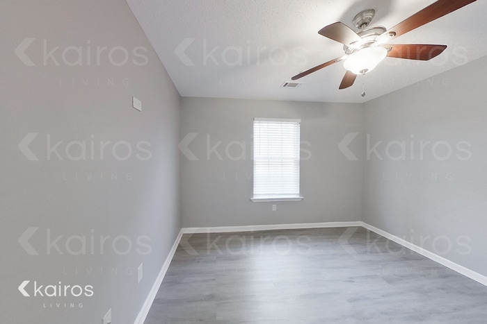 Building Photo - 334 Amanda Dr