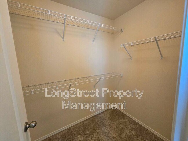 Building Photo - 4437 Creel Ave