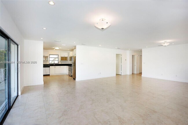 Building Photo - 1175 Campo Sano Ave