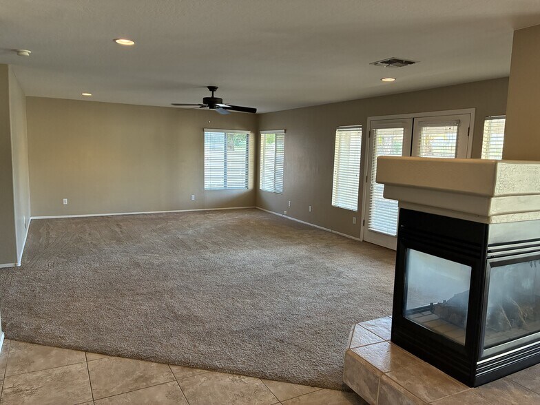 Building Photo - 7146 W Paso Trl