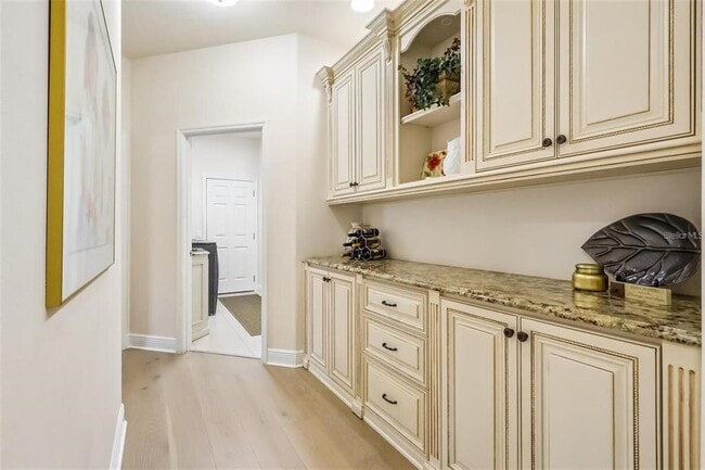 Building Photo - 3274 Oakmont Terrace