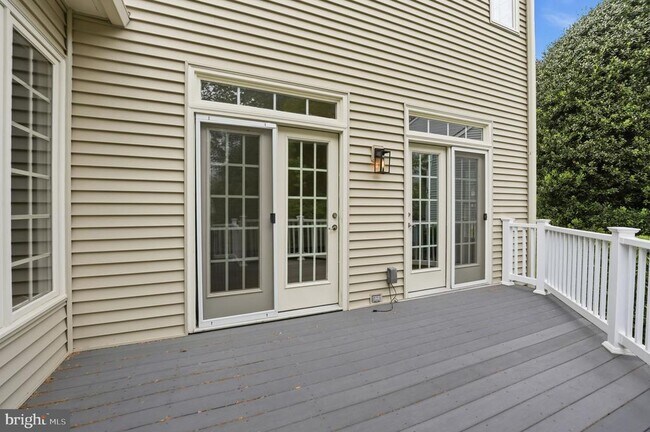 Building Photo - 1414 Hague Dr SW