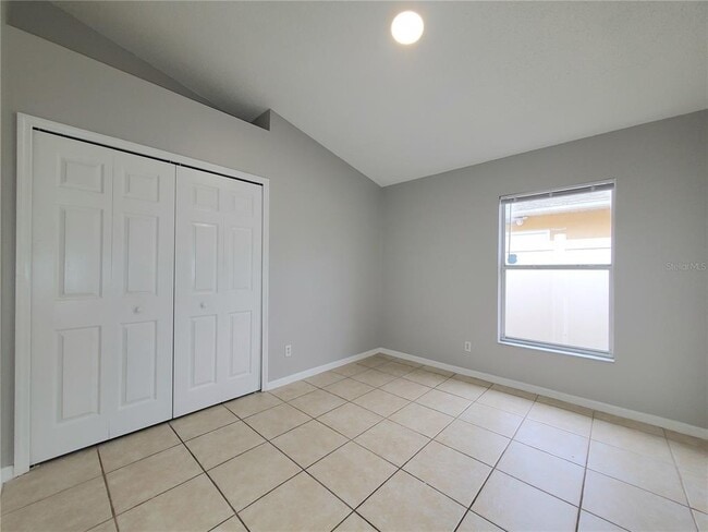 Building Photo - 10237 Vista Cove Ln