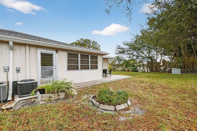 Building Photo - 782 Nantucket Cir