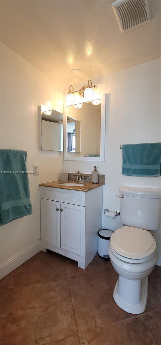 Building Photo - 531 N Ocean Blvd