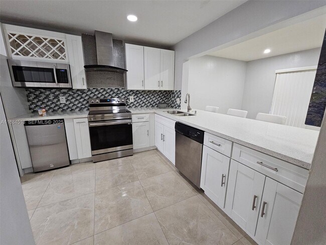 Building Photo - 2225 NW 45th Ave