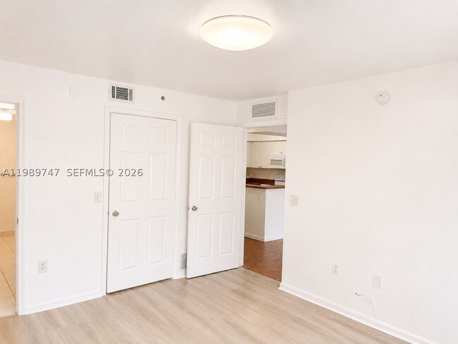 Building Photo - 15470 SW 284th St